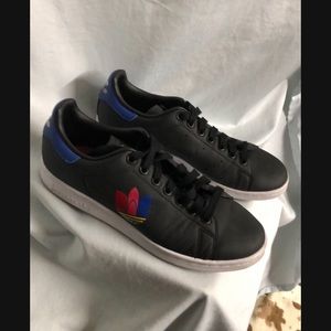 Stan Smith Endorsed black leather Adidas shoes 7.5 euc pride colors rainbow